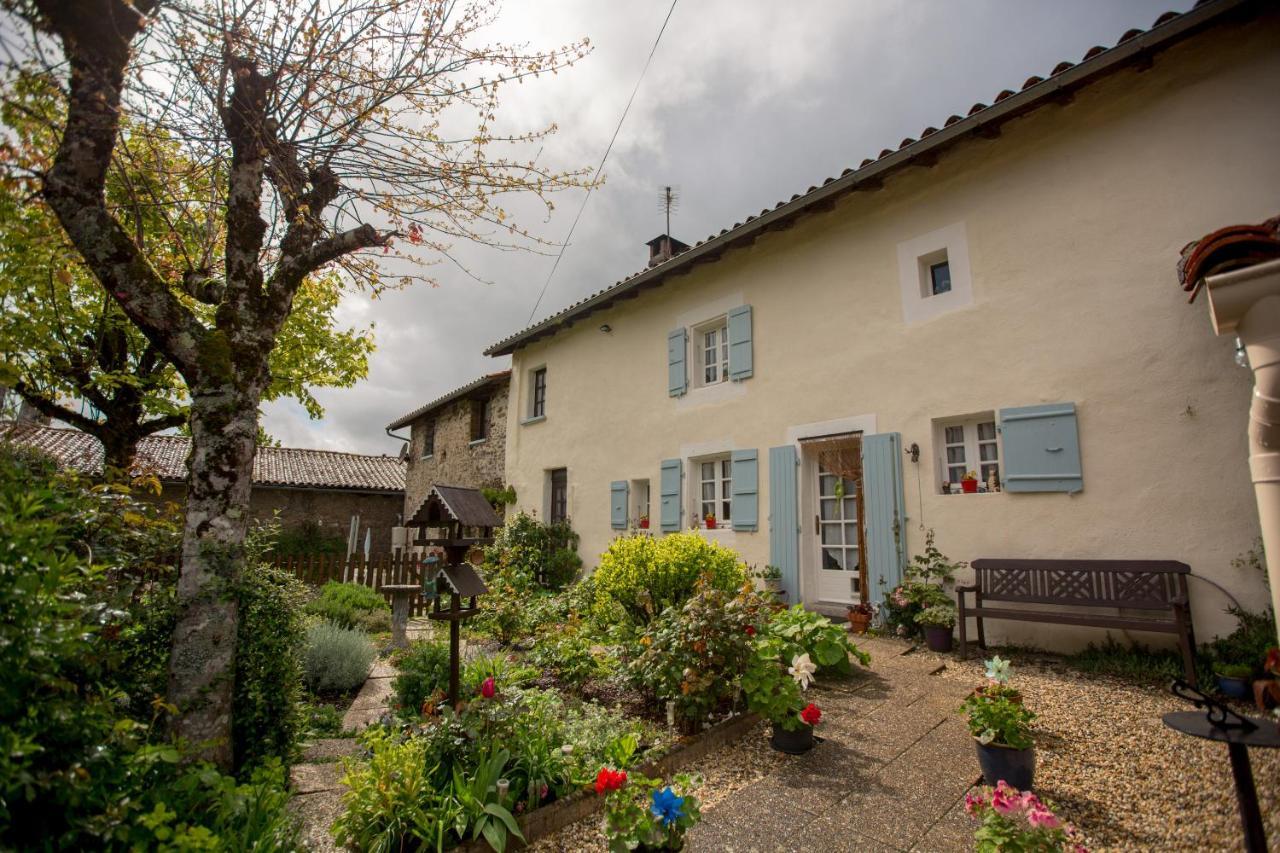 La Maison Des Fleurs Montemboeuf Экстерьер фото