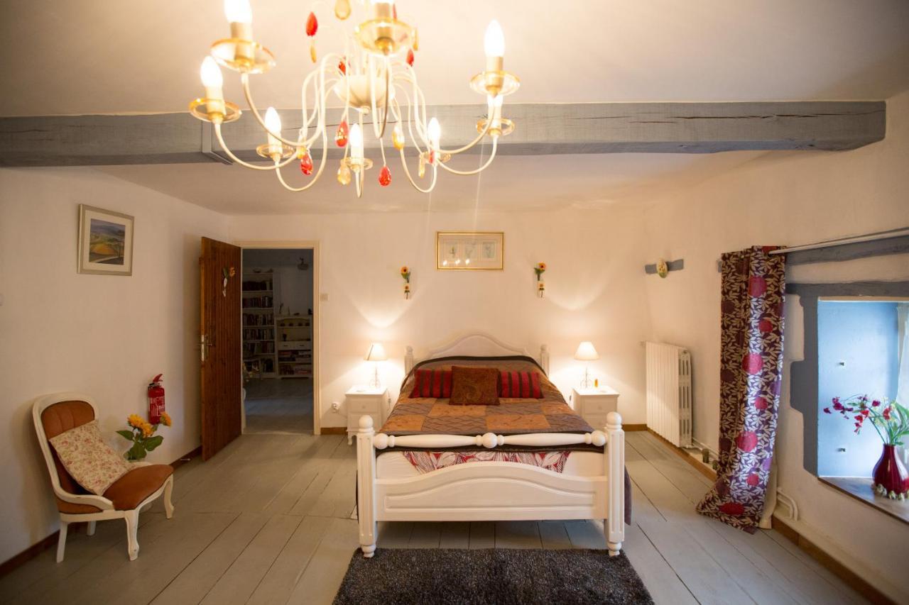 La Maison Des Fleurs Montemboeuf Экстерьер фото