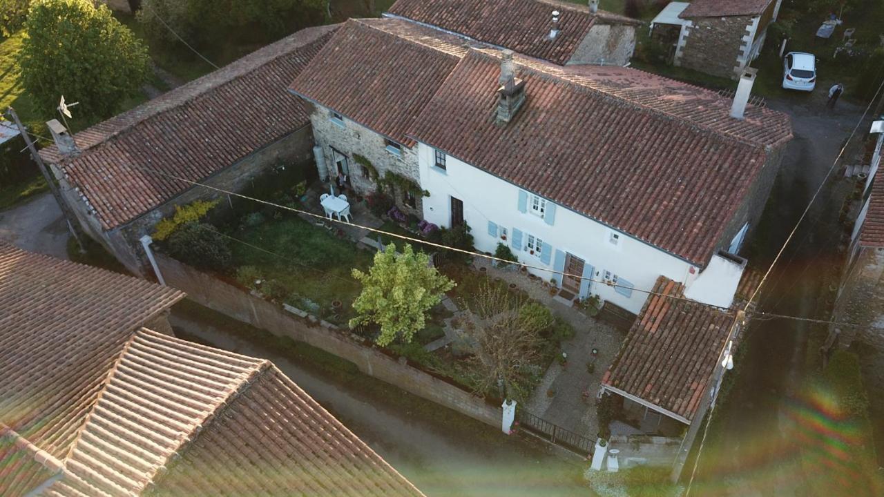 La Maison Des Fleurs Montemboeuf Экстерьер фото
